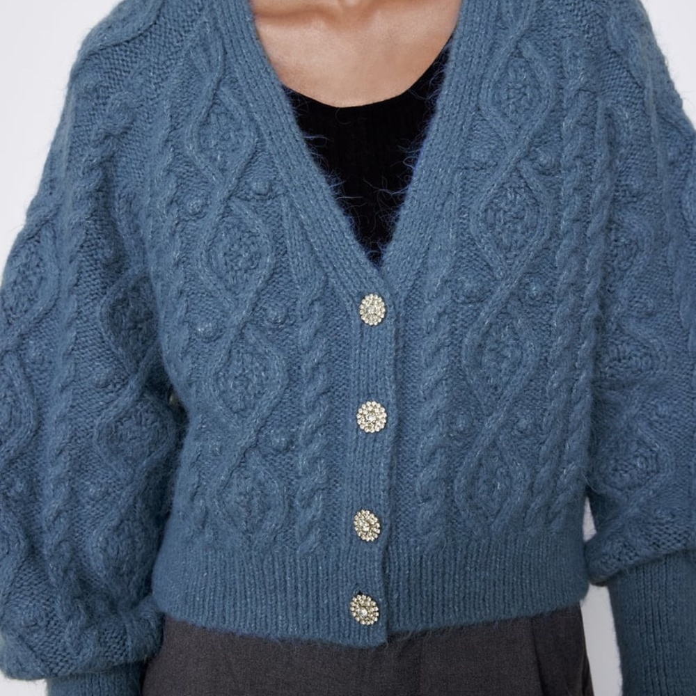 JEWEL BUTTON CABLE-KNIT CARDIGAN